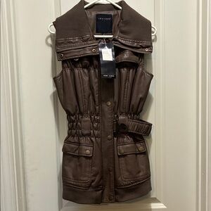 Therapy Chocolate Brown Vest NWT size medium